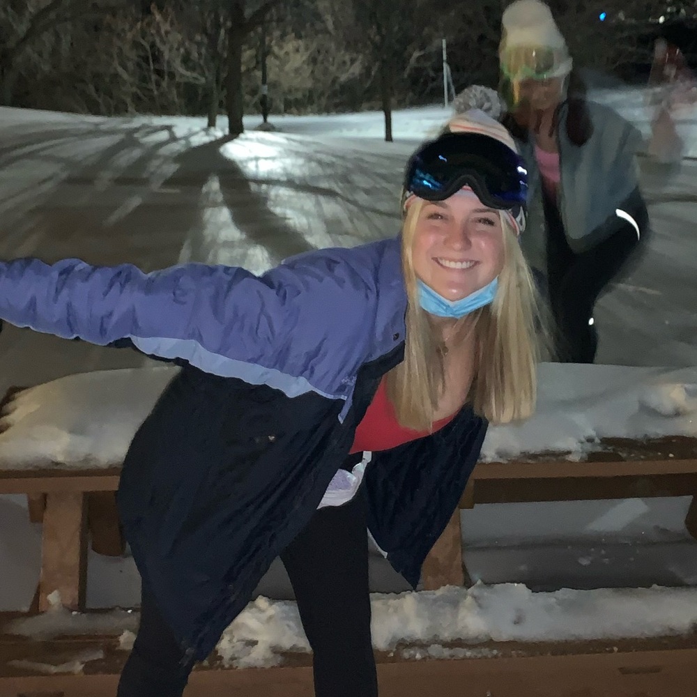 Meet your Posher, Claire